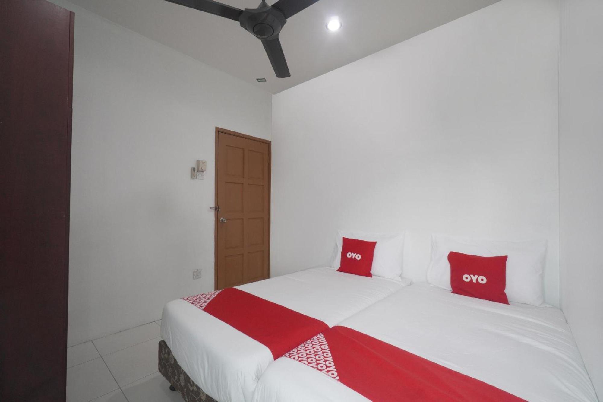 Oyo 91089 Motel Fasa 2B Seri Manjung Dış mekan fotoğraf